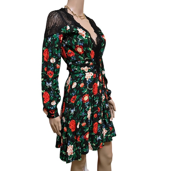 NWT Anthropologie Lacy V front/back black floral lace mini dress - Choos… - Picture 6 of 14